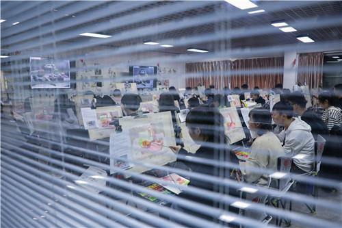 北京画室哪家好？画室规模对学生成长的影响深度分析